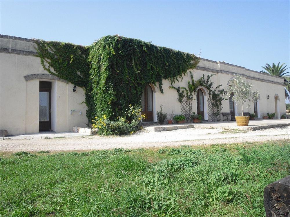 Bio-Agriturismo Masseria La Palombara Salve Zewnętrze zdjęcie