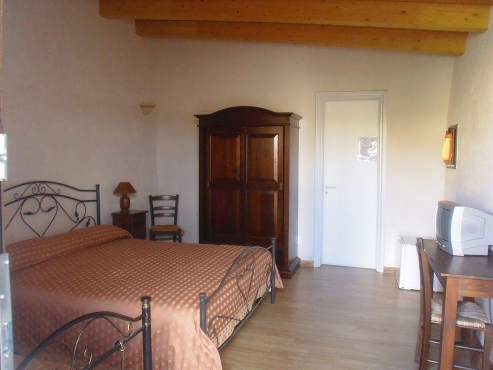 Bio-Agriturismo Masseria La Palombara Salve Zewnętrze zdjęcie