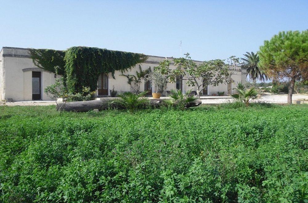 Bio-Agriturismo Masseria La Palombara Salve Zewnętrze zdjęcie